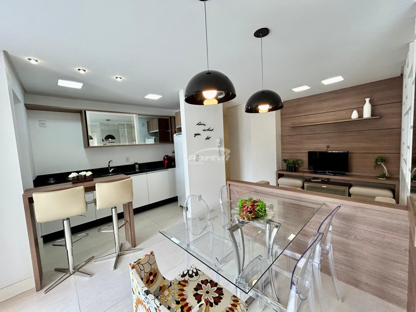Sala de Jantar e Estar