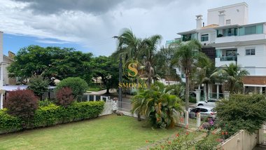 apartment em Polvos, Jurerê - Florianópolis - SC