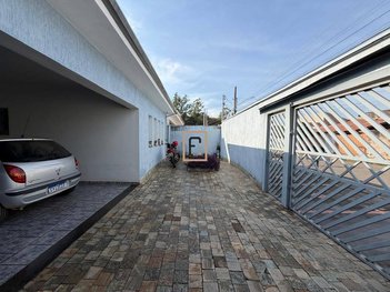 house em Rua Hélio Franzoni, Jardim São Domingos - Mococa - SP