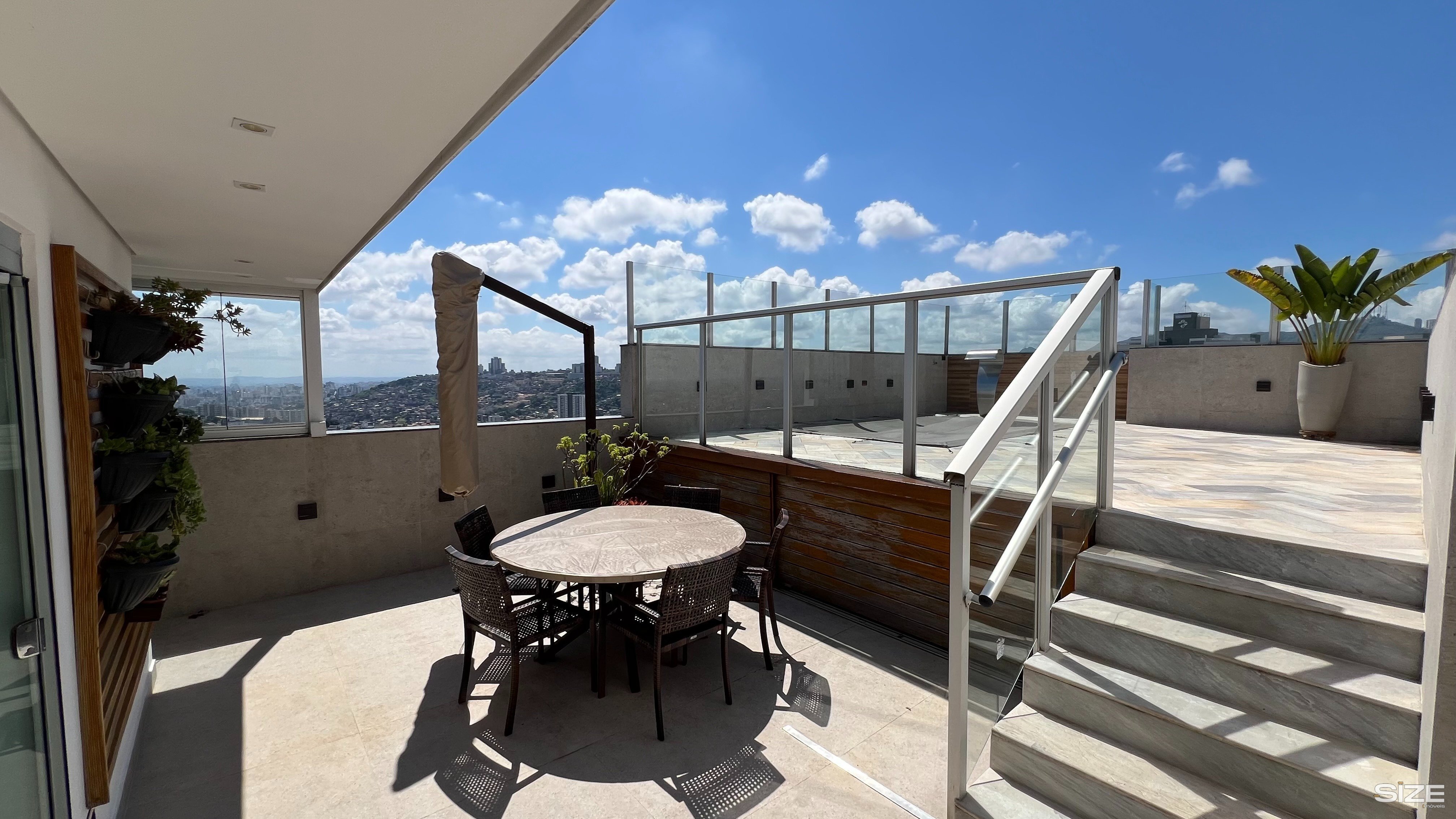 Cobertura com 4 quartos — Buritis, Belo Horizonte