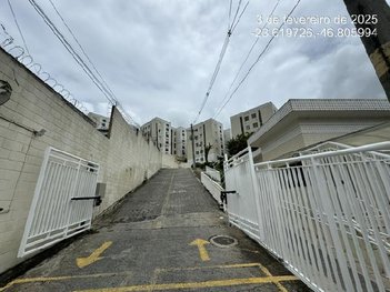 apartment em Rua Carlos Marques Teixeira, Vila Indiana - Taboão da Serra - SP