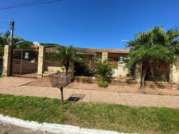 house em Rua das Araras, Harmonia - Canoas - RS