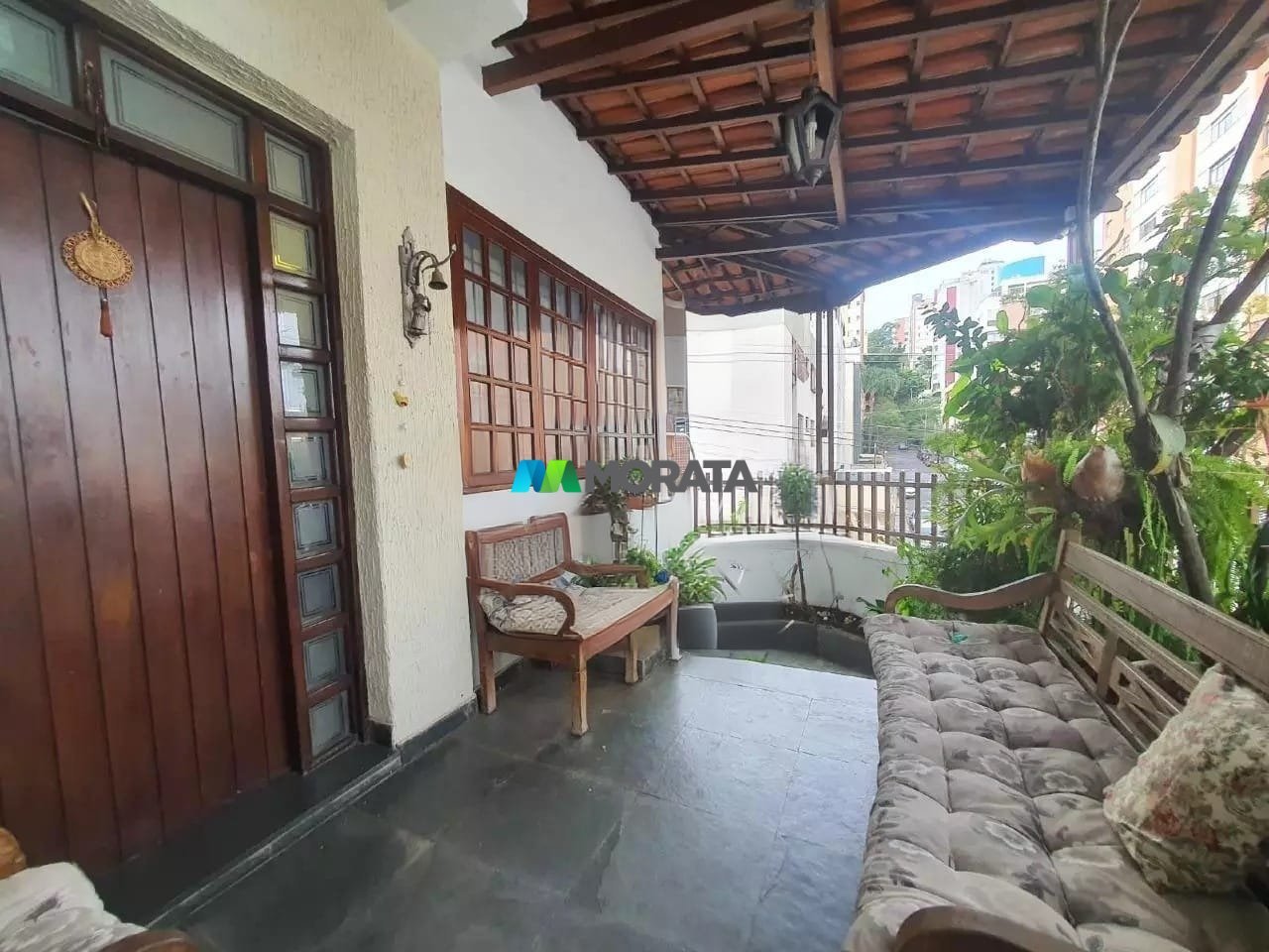 Casa com 4 quartos — Alto Barroca, Belo Horizonte