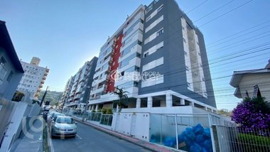 apartment em Rua Felipe Domingos Petry, Praia Comprida - São José - SC