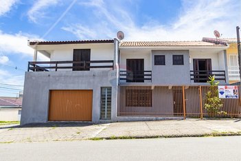 house em Travessa Lourival Belmiro Berti, Cidade Jardim - São José dos Pinhais - PR