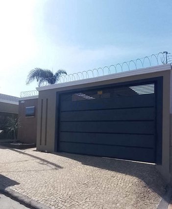 house em Rua Brigadeiro Osvaldo José de Oliveira, Jardim Treviso - Pirassununga - SP