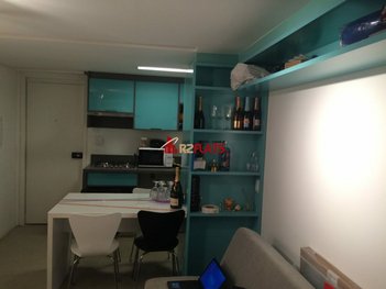 apartment em Rua Carlos Sampaio, Bela Vista - São Paulo - SP