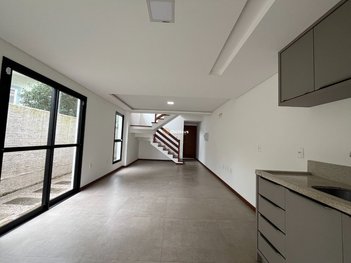 house em Avenida Tucumã, Campeche - Florianópolis - SC