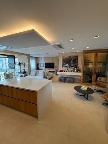 apartment em Avenida Ômega, Melville Empresarial I e II - Barueri - SP