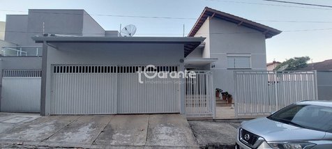 house em Rua João Pinto da Mota, Vila Regina Célia - Cruzeiro - SP