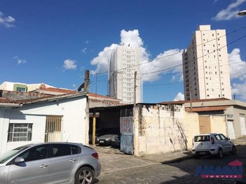 commercial_building em Avenida Siqueira Campos, Centro - Jacareí - SP