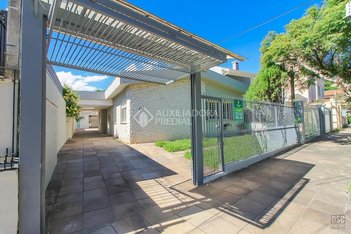 house em Rua Paissandu, Partenon - Porto Alegre - RS