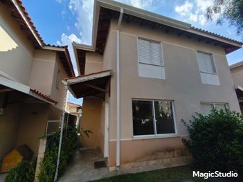 house em Rua dos Coqueirais, Jardim Petrópolis - Cotia - SP