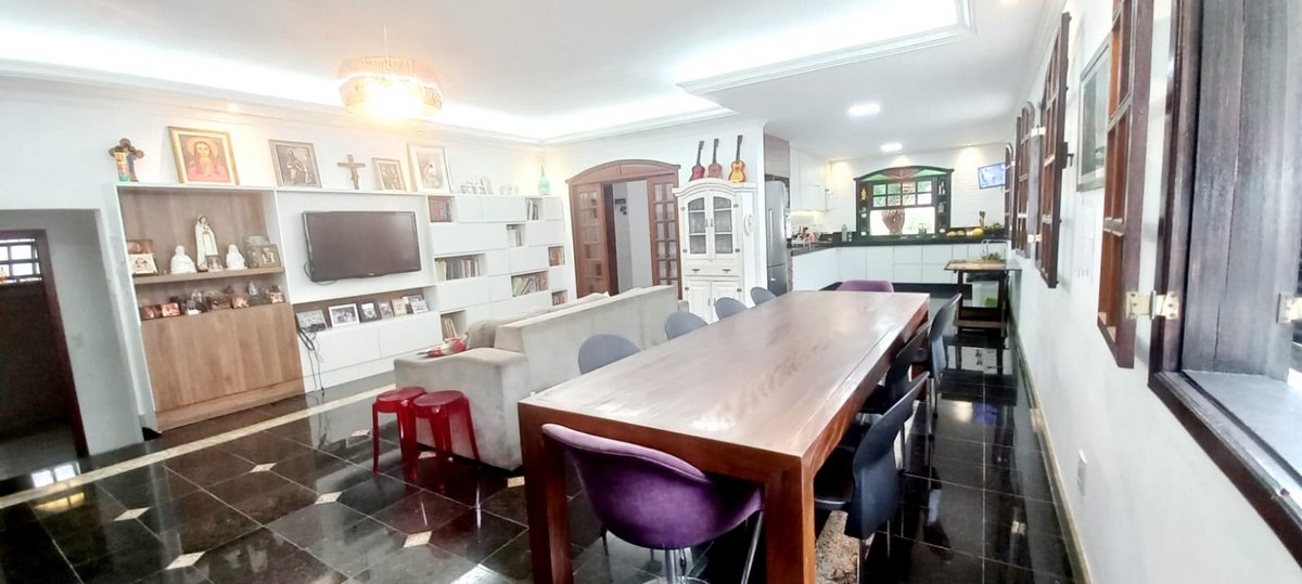 Casa com 4 quartos — Trevo, Belo Horizonte
