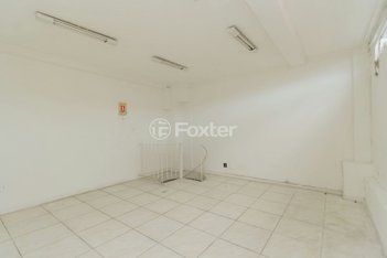 business em Avenida Assis Brasil, Santa Maria Goretti - Porto Alegre - RS