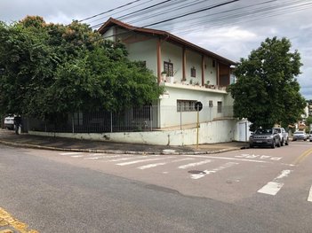 house em Rua Madre Maria Basília, Centro - Itu - SP