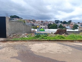 land_lot em Rua Ramiro Ribeiro, Nepomuceno - Nepomuceno - MG