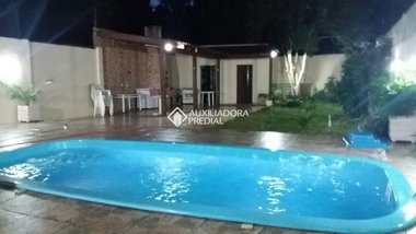 house em Avenida Guilherme Schell, Centro - Canoas - RS