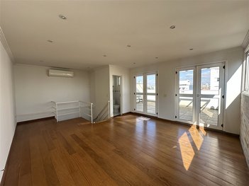 apartment em Rua Pascoal Vita, Vila Madalena - São Paulo - SP