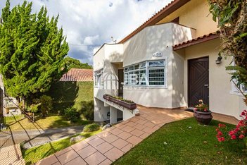 house em Rua do Amapá, Vista Alegre - Curitiba - PR