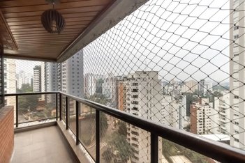 apartment em Rua Jamanari, Vila Andrade - São Paulo - SP