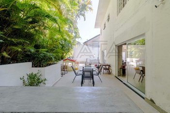 house em Rua Doutor Queirós Guimarães, Jardim Guedala - São Paulo - SP