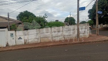 house em Rua Gustavo José da Silva, Aclimação - Uberlândia - MG