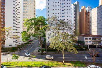 apartment em Avenida Silva Jardim, Água Verde - Curitiba - PR