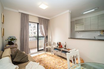 apartment em Rua Visconde de Nacar, Mercês - Curitiba - PR