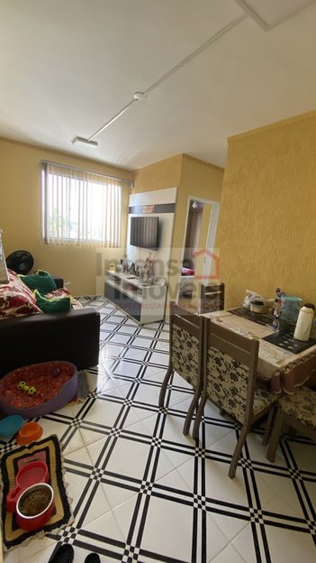 apartment em Rua Voluntário Benedito Sérgio, Parque São Cristóvão - Taubaté - SP