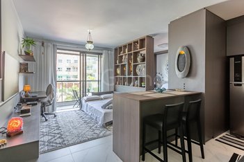 apartment em Rua Jerônimo Venâncio das Chagas, Campeche - Florianópolis - SC