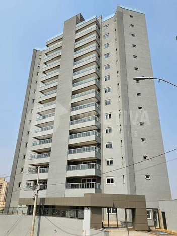 apartment em Rua Virgílio Melo Franco, Tabajaras - Uberlândia - MG