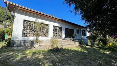 house em Rua Coronel Duarte da Silveira, Bingen - Petrópolis - RJ