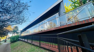 business em Rua Bento Munhoz da Rocha Neto, Jardim do Lago - Londrina - PR