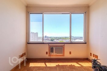 apartment em Avenida Cristóvão Colombo, Floresta - Porto Alegre - RS