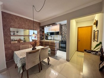apartment em Avenida Ubiratan Honório de Castro, Segismundo Pereira - Uberlândia - MG
