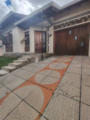 house em Rua Carlos Leopoldo Schüller, Parque da Matriz - Cachoeirinha - RS