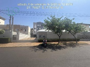apartment em Rua Antônio Zanelato, Jardim Irajá - Ribeirão Preto - SP