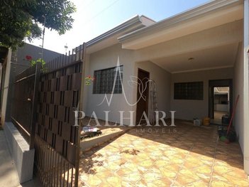 house em Rua Monsenhor Tanaka, Vila Emília - Maringá - PR