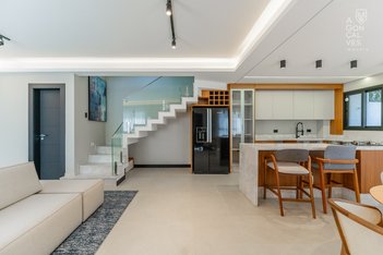 house em Avenida Cândido Hartmann, Bigorrilho - Curitiba - PR