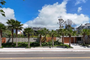 apartment em Avenida Rodesindo Pavan, Praia do Estaleiro - Balneário Camboriú - SC