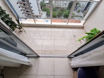 apartment em Rua Mário Ribeiro, Pitangueiras - Guarujá - SP