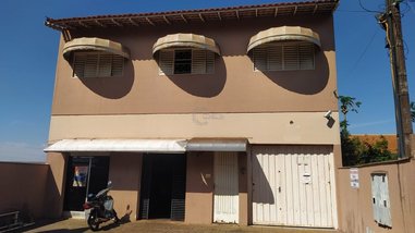 commercial_building em Rua Amendoinzeiro, Leonor - Londrina - PR