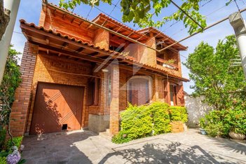 house em Avenida Engenheiro Agrônomo Bonifácio C Bernardes, Vila Carlos Antônio Wilkens - Cachoeirinha - RS