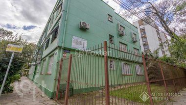apartment em Rua Cícero Ahrends, Menino Deus - Porto Alegre - RS
