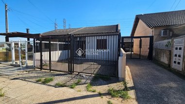 house em Avenida Capitão Garibaldi Pinto dos Santos, Parque Granja Esperança - Cachoeirinha - RS