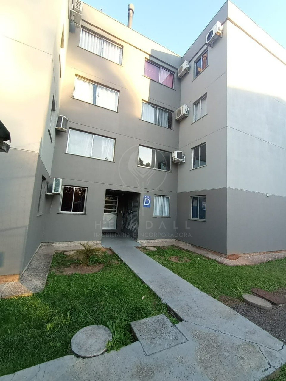 a210a8f9-1a12-463c-a0e1-bcafcd438422