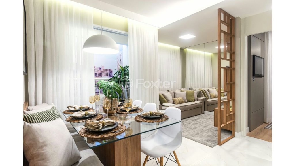 sala-de-jantar-moderna-e-elegante-com-mesa-de-madeira-e-cadeiras-brancas.jpeg