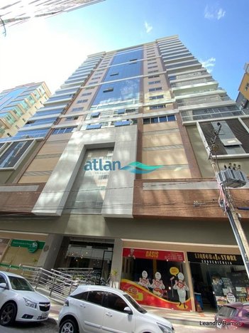 apartment em Rua 234, Meia Praia - Itapema - SC