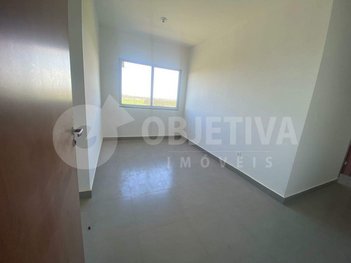 apartment em Avenida Edson Gallana, Jardim Canaã - Uberlândia - MG